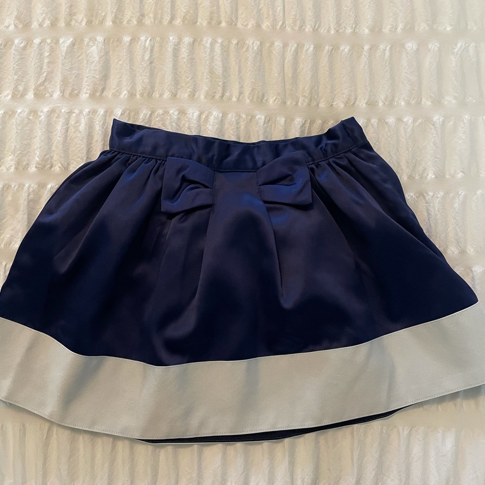 Gorgeous Janie and Jack skirt with bow